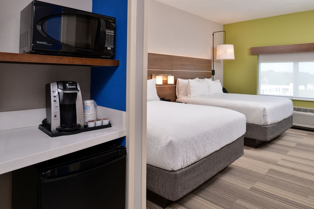 Holiday Inn Express & Suites Moundsville by IHG - photo 10