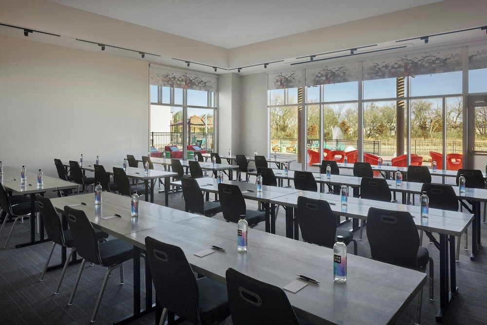 Aloft Wichita - photo 23