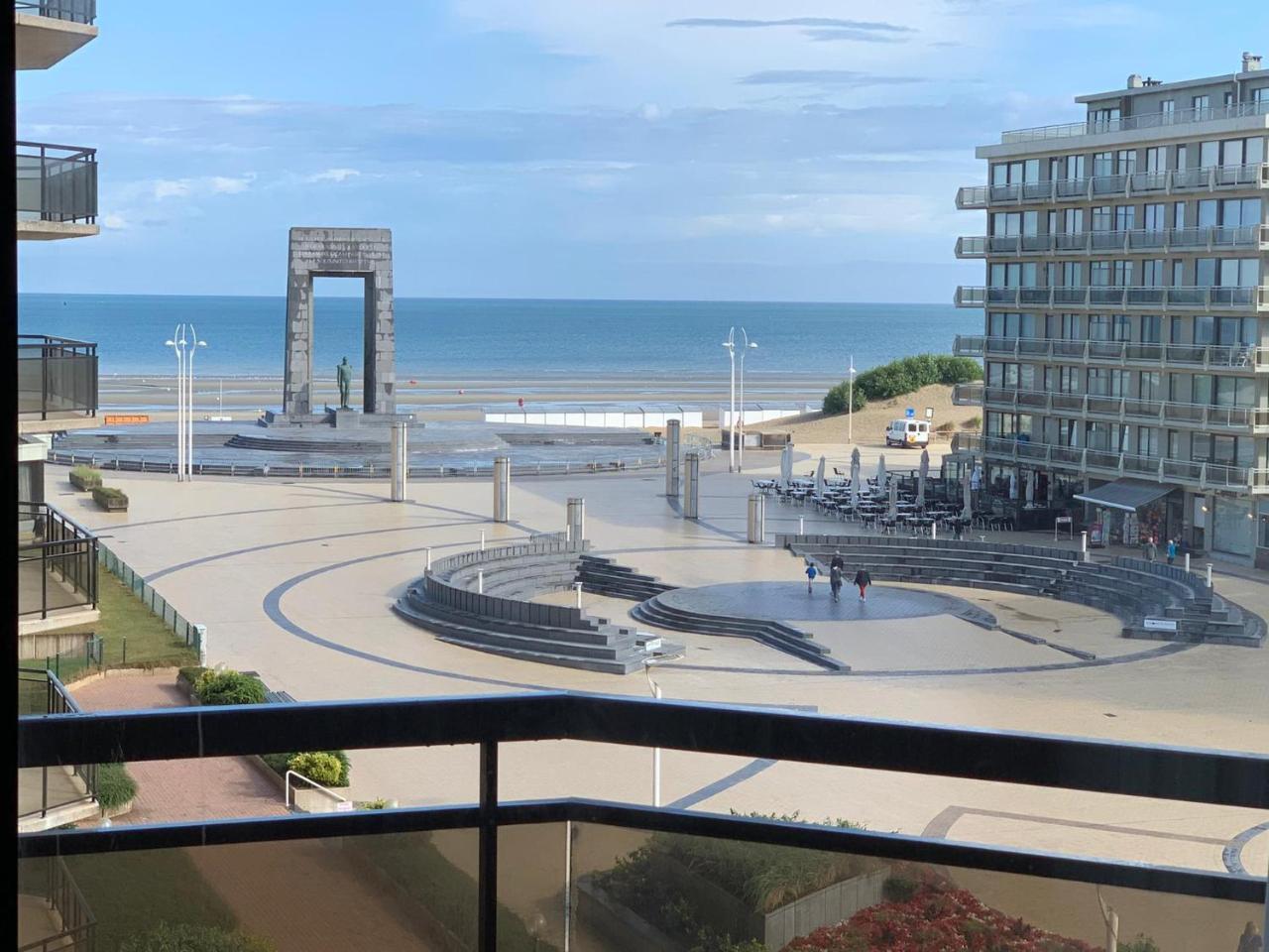 Alexandra 405 — 4-Star Luxury Hotel in De Panne, Belgium
