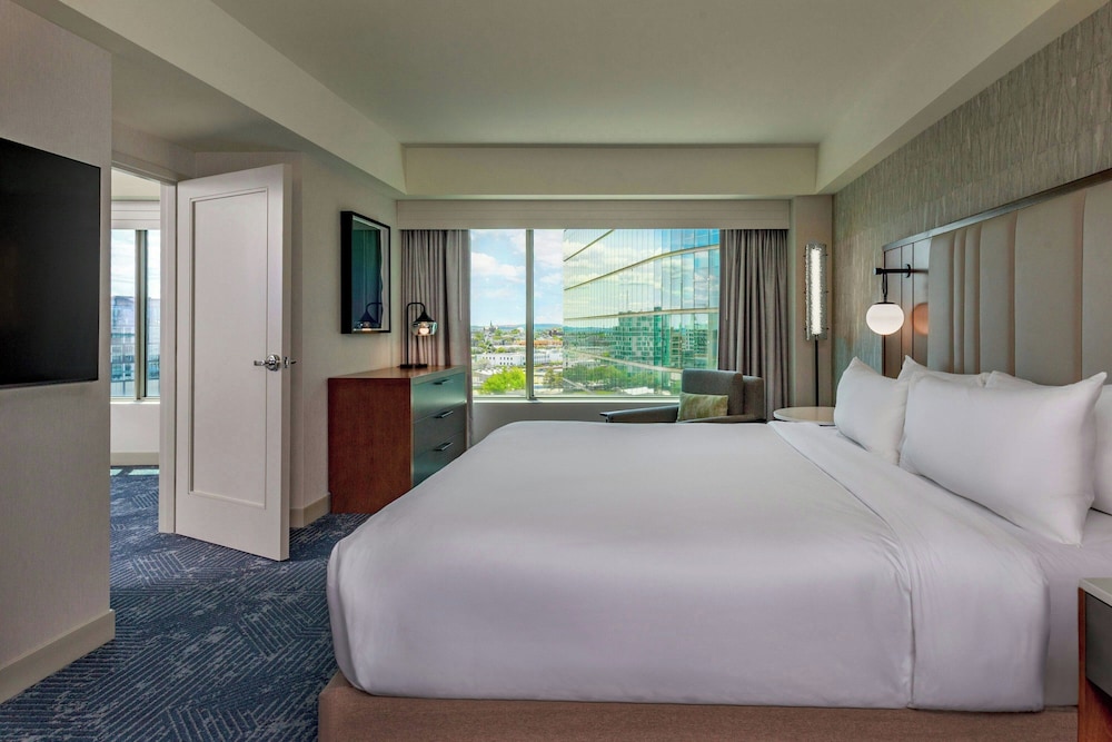 Renaissance Boston Seaport District - photo 26