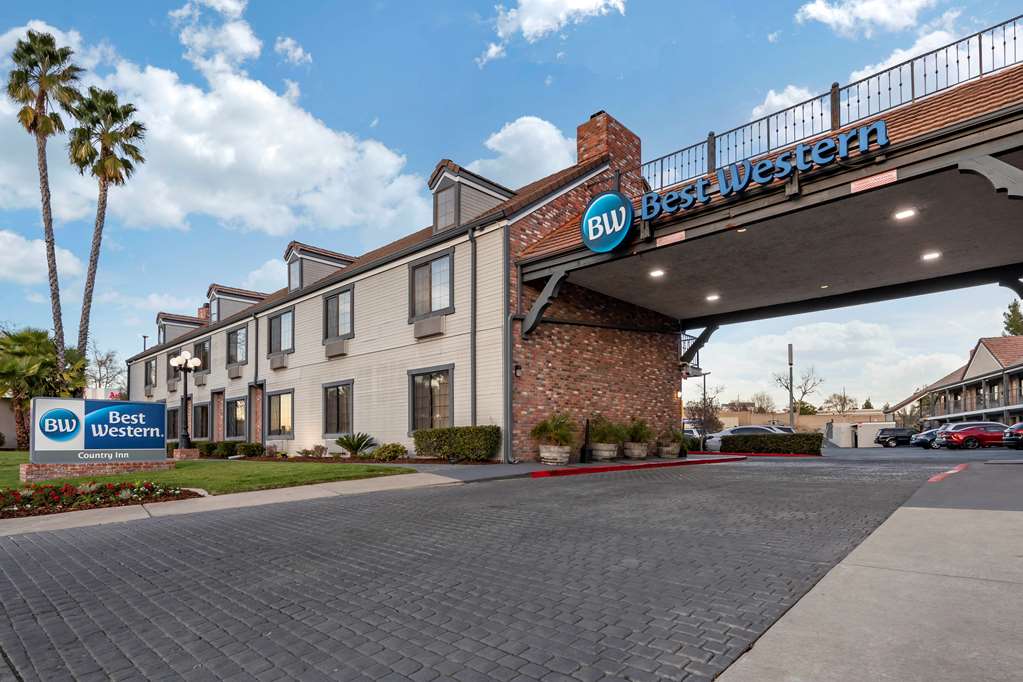 Best Western Country Inn - photo 11