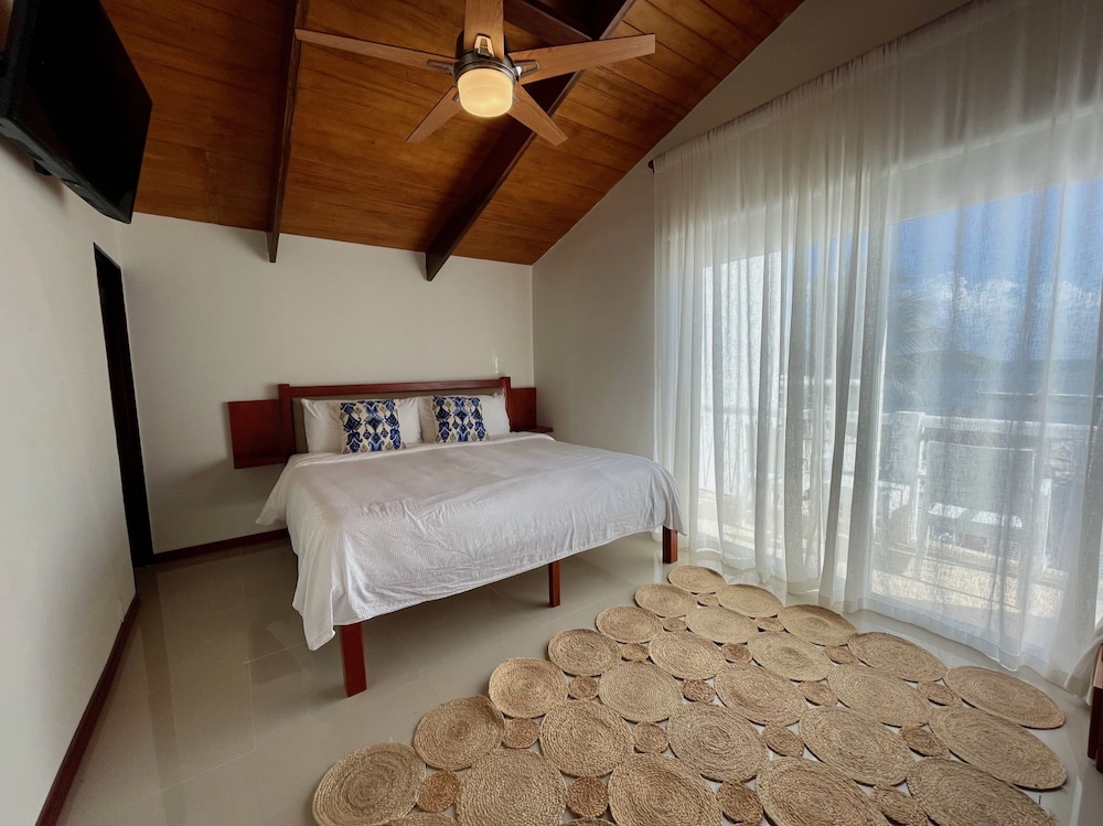 Mata Rocks Resort — San Pedro — photo 5