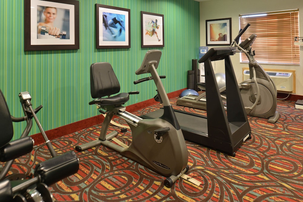Holiday Inn Express & Suites Lonoke I 40 Exit 175 - photo 26