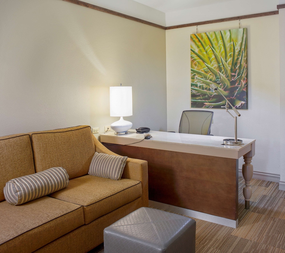 Hilton Garden Inn Bentonville Rogers - photo 21
