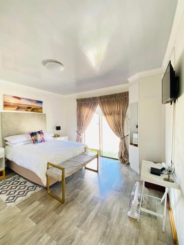 1010 On The Edge — 4-Star Luxury Hotel in Mokhotlong, Lesotho