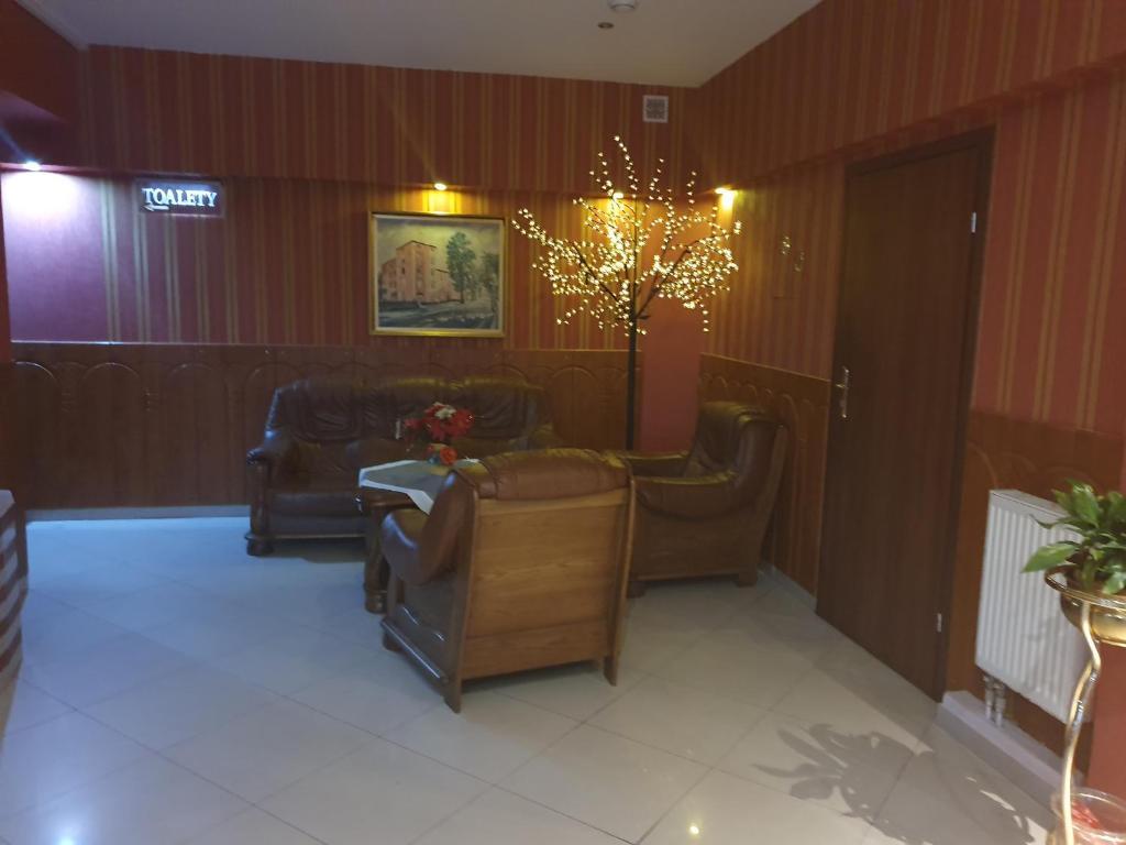 Hotel Sudety — Glucholazy — photo 2
