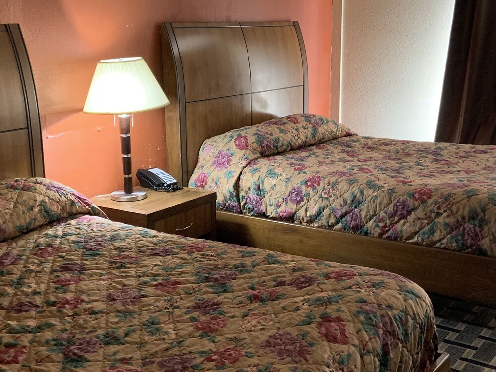 Real Value Inn - photo 13
