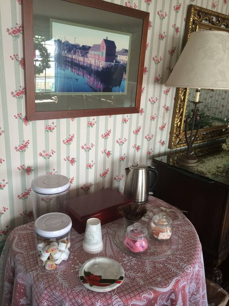 Harborview Inn - photo 15