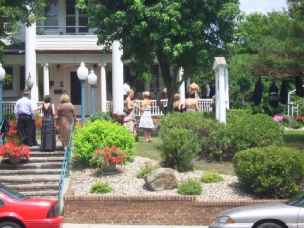 Pillar Inn - carbon neutral hotel in Cold Spring