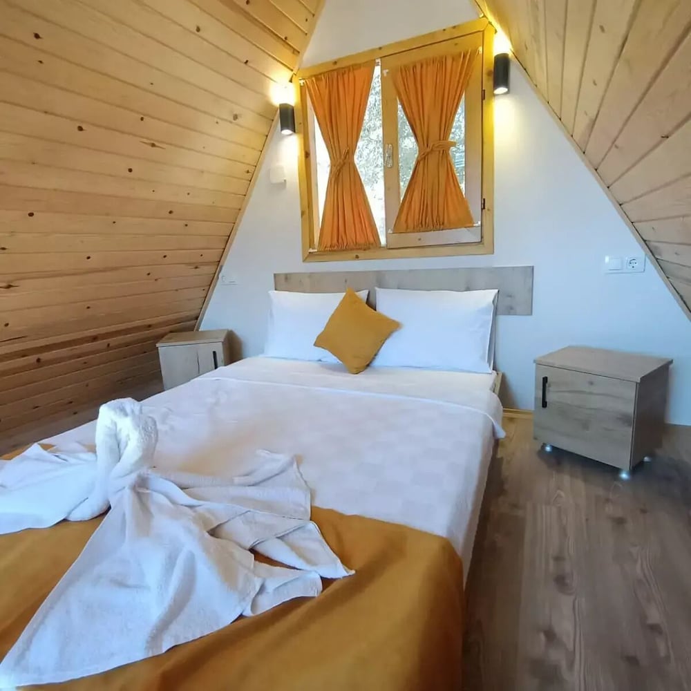 Hayela Bungalov Otel ve Restaurant in Karaburun, Turkey