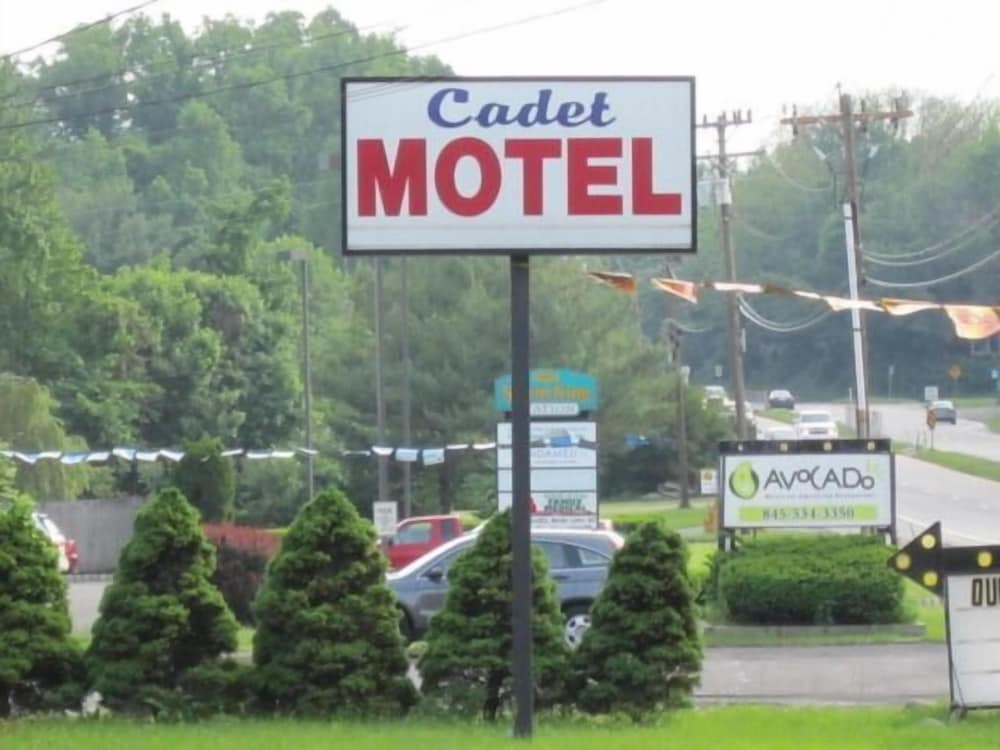 Cadet Motel - photo 52