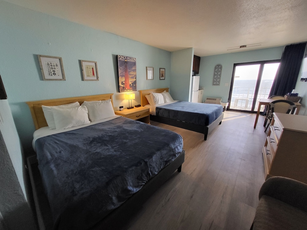 Beachside Hotel - photo 27
