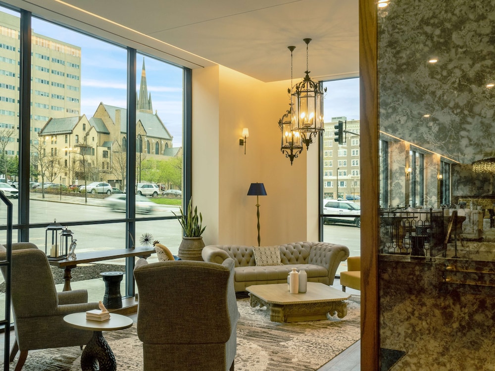 The Peregrine Omaha Downtown Curio Collection by Hilton - photo 5
