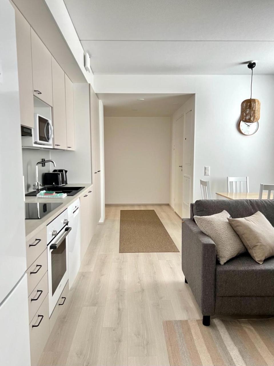 Kotimaailma Apartments Tervapääsky I — 4-Star Luxury Hotel in Oulu, Finland