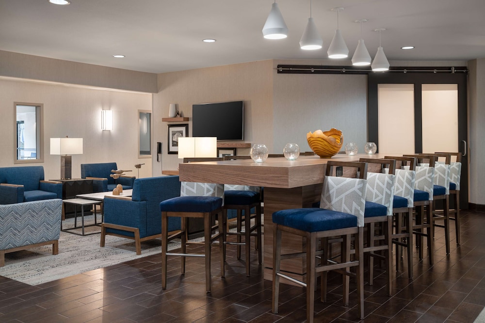 Hampton Inn Loveland - photo 22