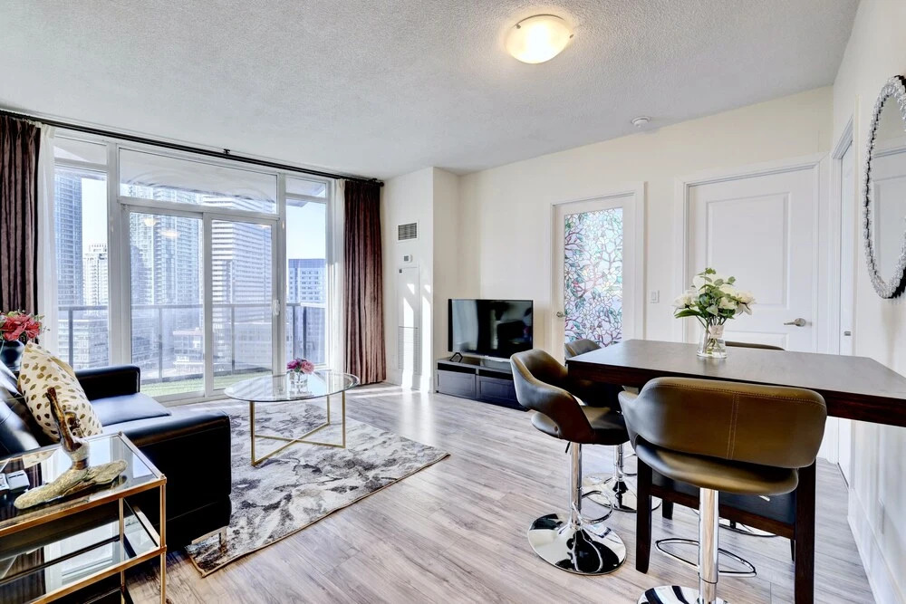 RS Boutique Suites City Centre in Mississauga, Canada