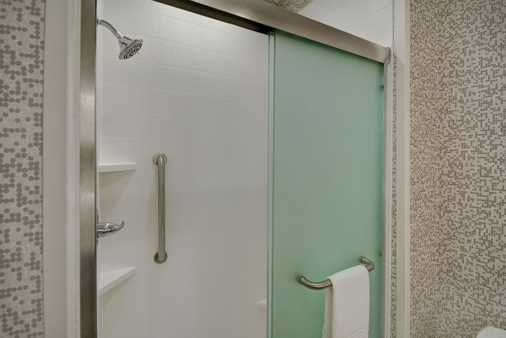 Home2 Suites by Hilton Burleson - photo 26