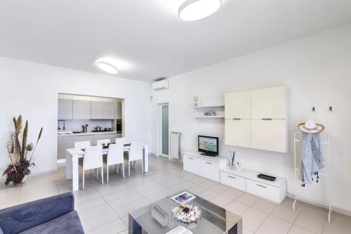 Casetta sul mare B in Monopoli, Italy