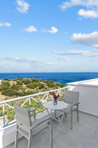 Seaside & Modern Flats by Explore Andros — 4-Star Luxury Hotel in Andros, Greece