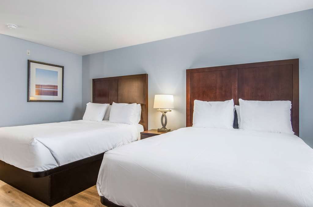 Red Lion Inn & Suites Des Moines - photo 9