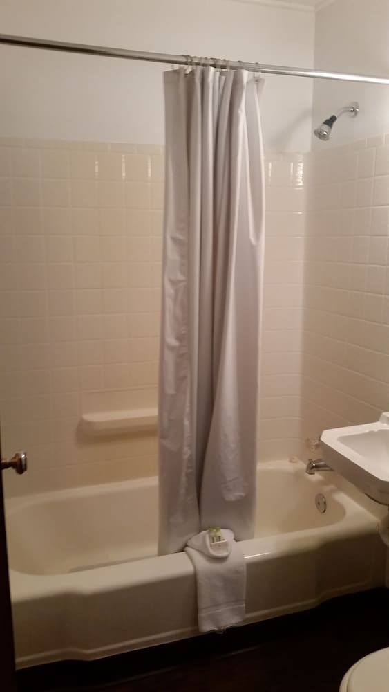 Mystic Valley Inn - photo 31