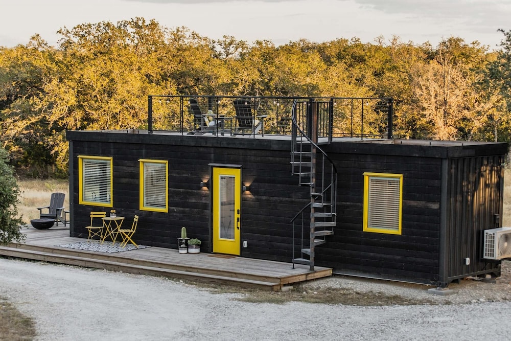 New The Yellow Beacon Luxury Shipping Container in Fredericksburg, United States