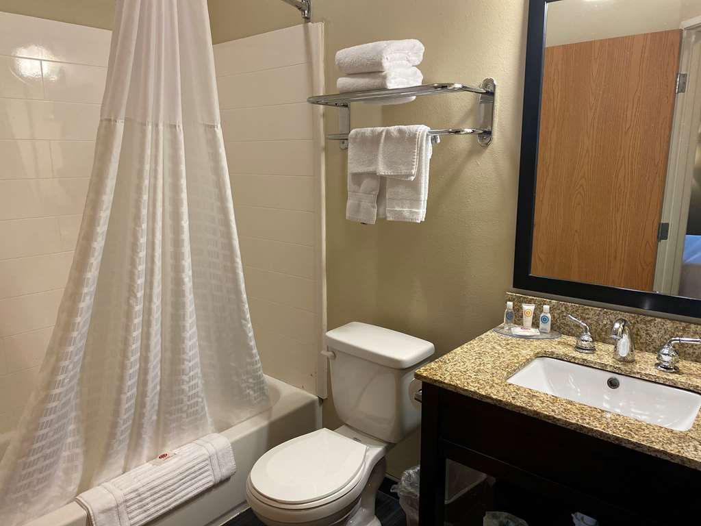 SureStay Plus by Best Western Jonestown Lebanon Valley - photo 12