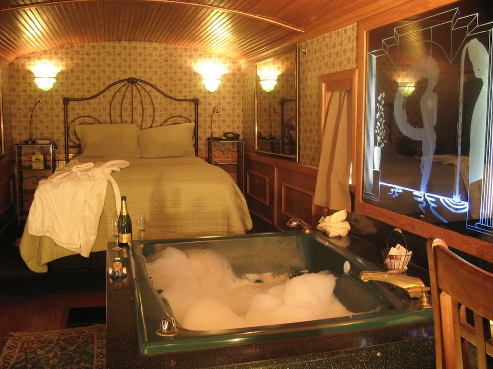 Featherbed Railroad Company - photo 11