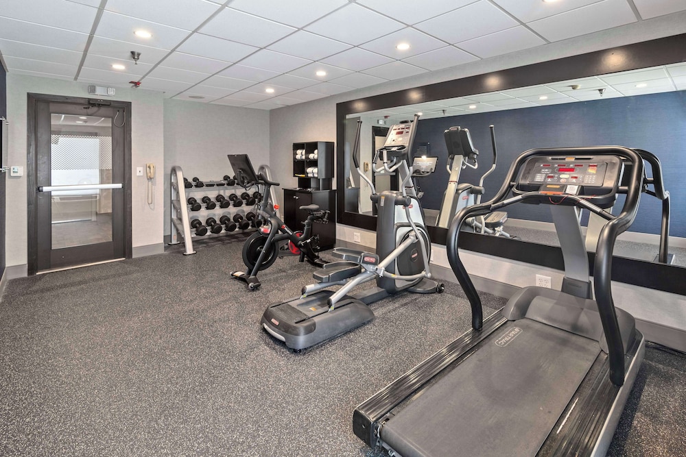 Hampton Inn Atlanta Woodstock - photo 28