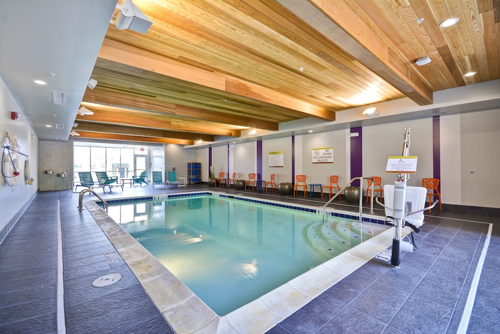 Home2 Suites by Hilton Blue Ash Cincinnati - photo 18