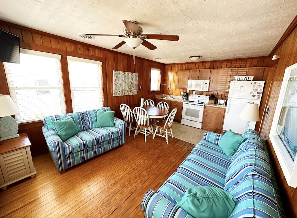 SandSpur Ocean Cottages - photo 48
