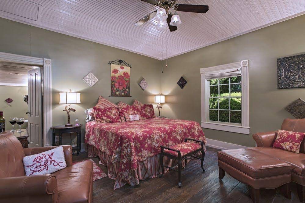Inn on the Creek - photo 35