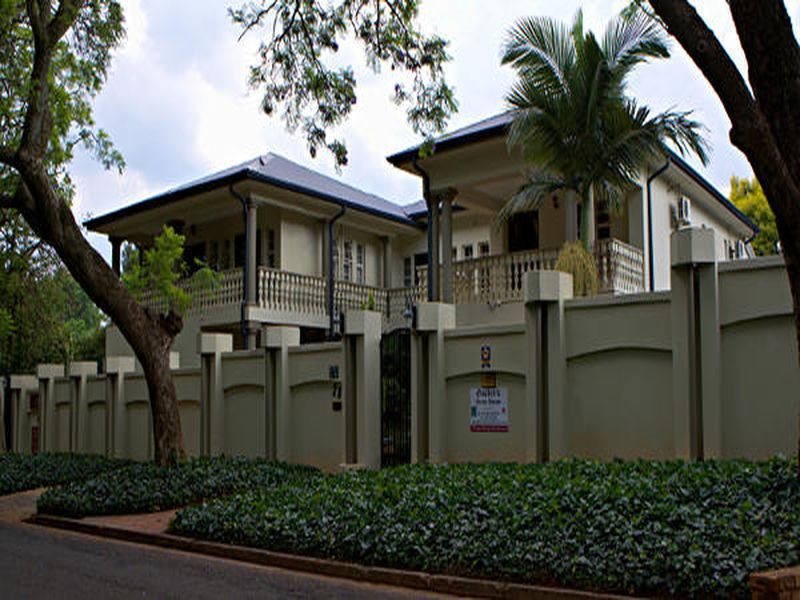 Goodey's Guesthouse — 4-Star Luxury Hotel in Pretoria, South Africa