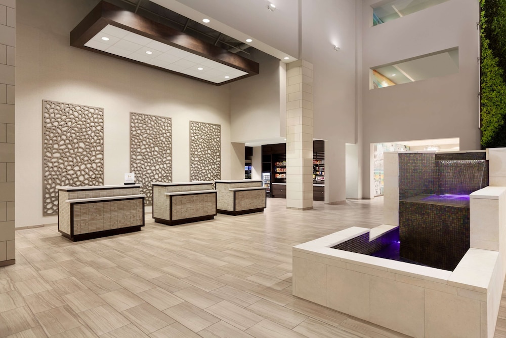 Embassy Suites by Hilton San Antonio Brooks Hotel & Spa - photo 6