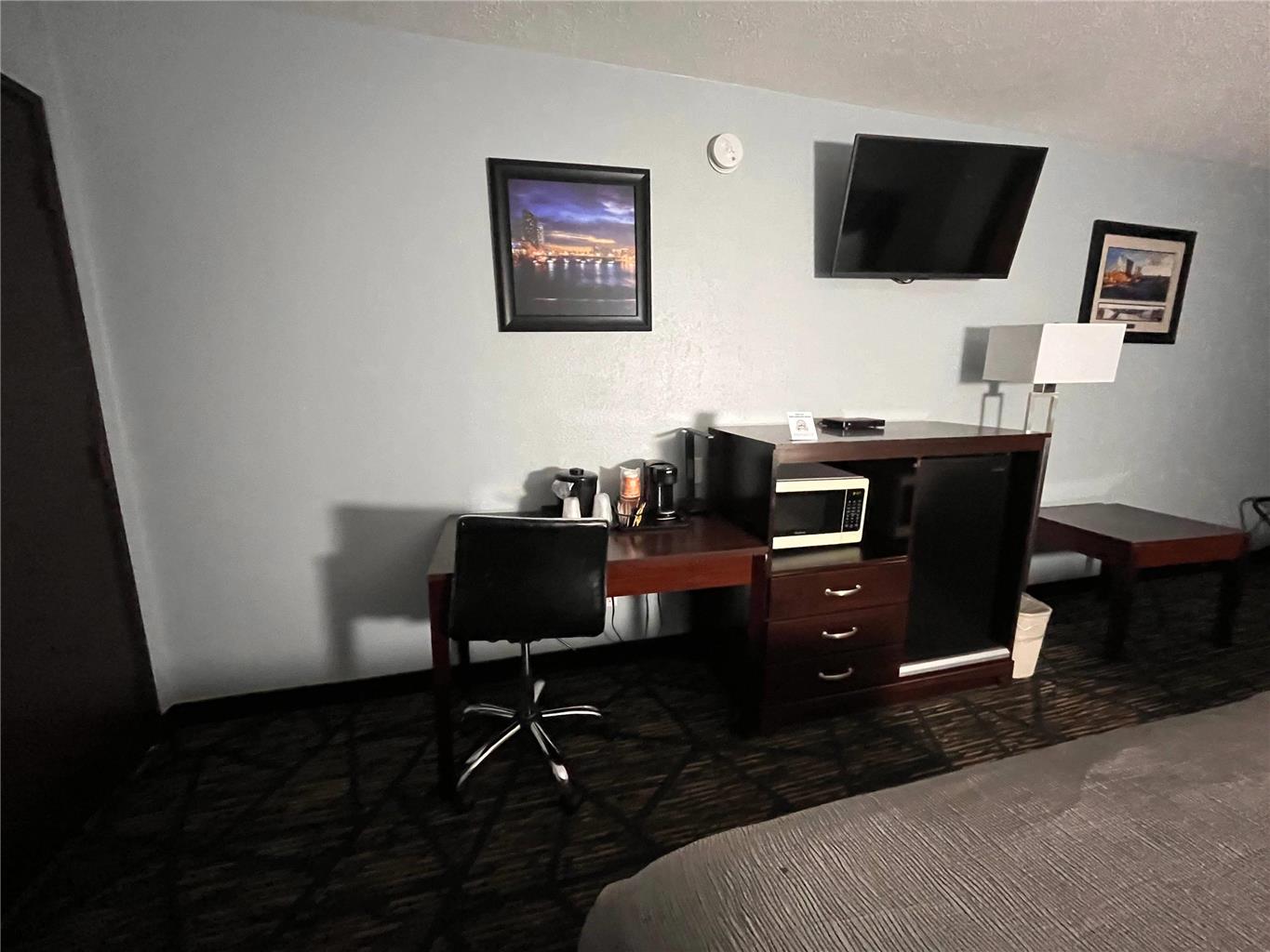 Quality Inn Grand Rapids Near Dowtown - photo 8