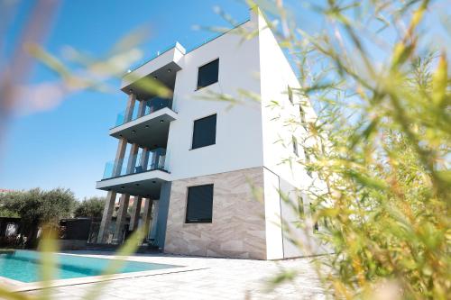 Apartmani Bliss — 4-Star Luxury Hotel in Sukosan, Croatia