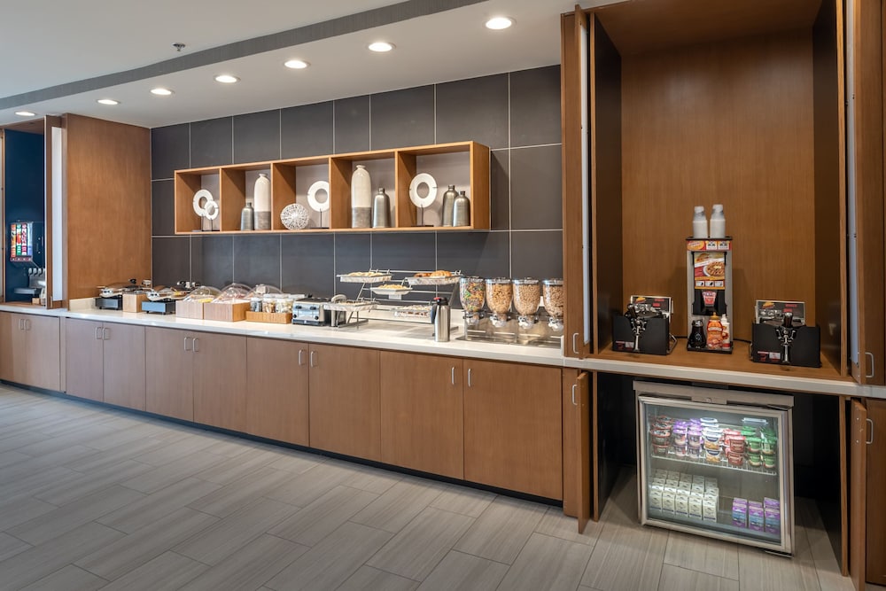 SpringHill Suites by Marriott Dallas McKinney Allen - photo 18