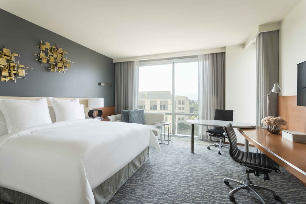 Four Seasons Hotel Silicon Valley at East Palo Alto - photo 11