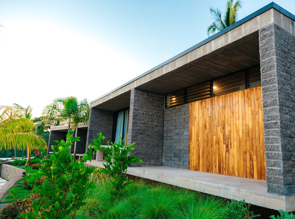 Puro Surf Hotel & Performance Academy in La Libertad, El Salvador