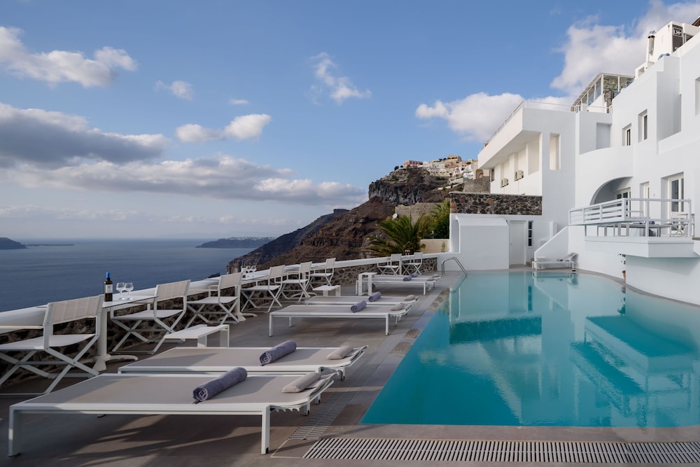 Panorama Studios & Suites