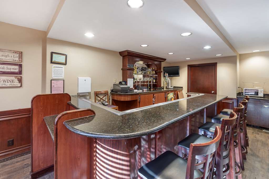 Best Western Plus Orchid Hotel & Suites - photo 19