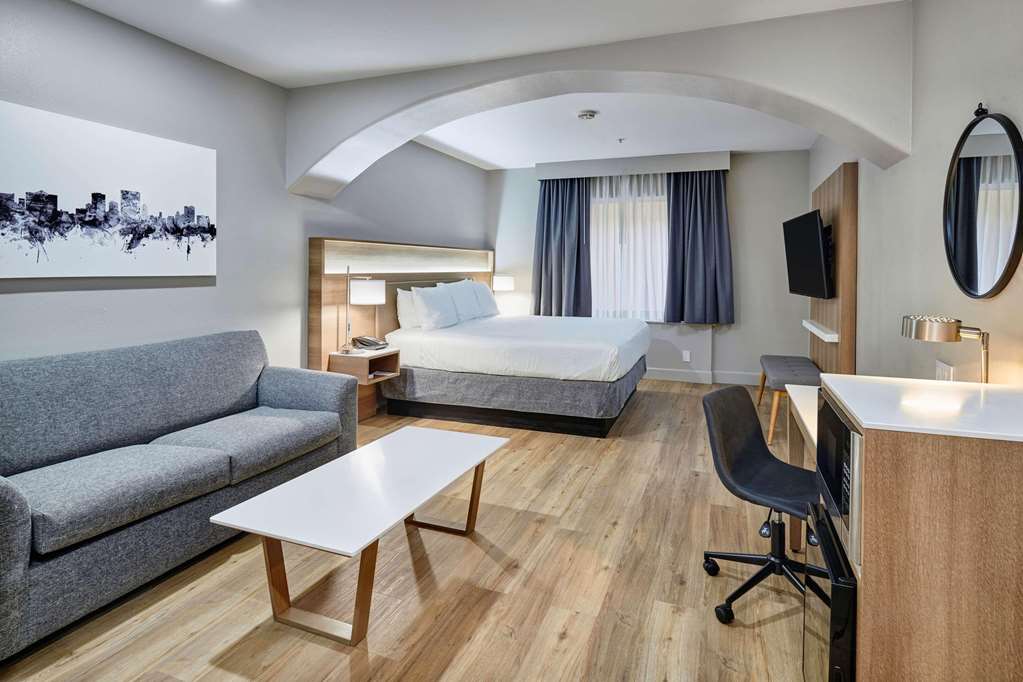 Radisson Hotel El Paso Airport - photo 4