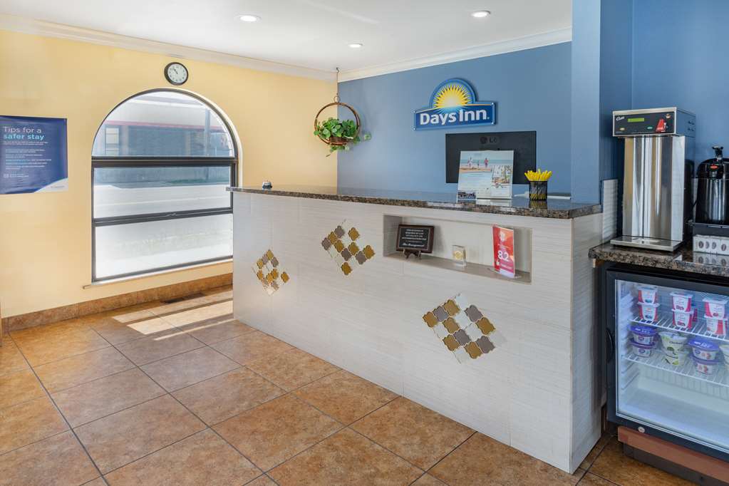 Days Inn by Wyndham Winnemucca - photo 6