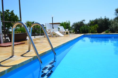 Villa L&M — 4-Star Luxury Hotel in Floridia, Italy