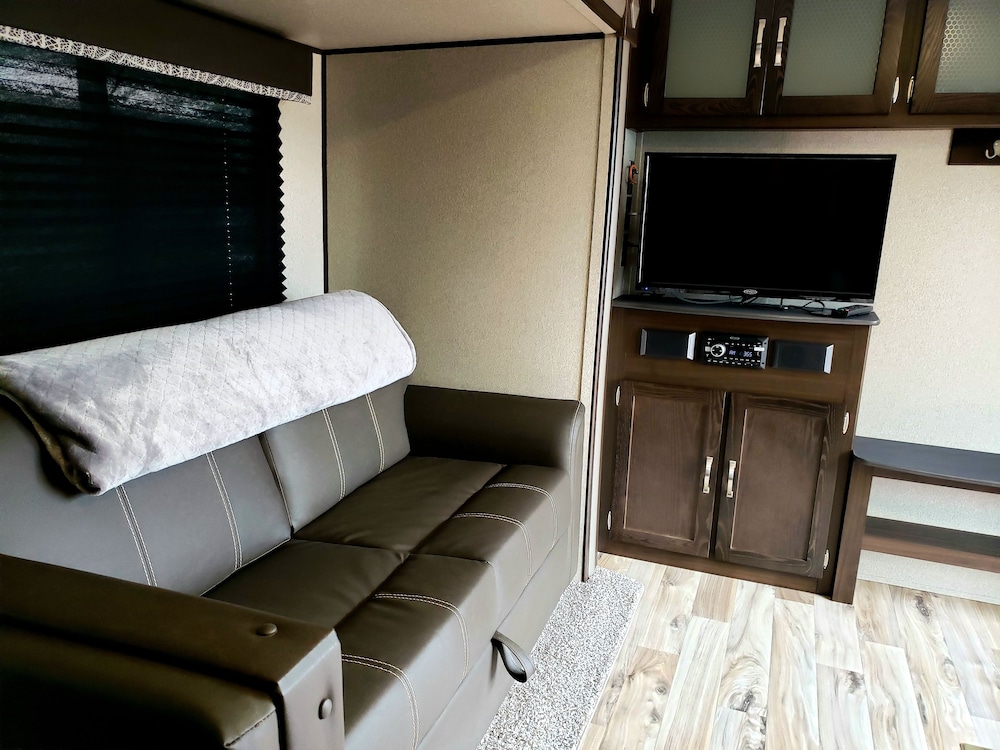 Grand Canyon RV Glamping - photo 32
