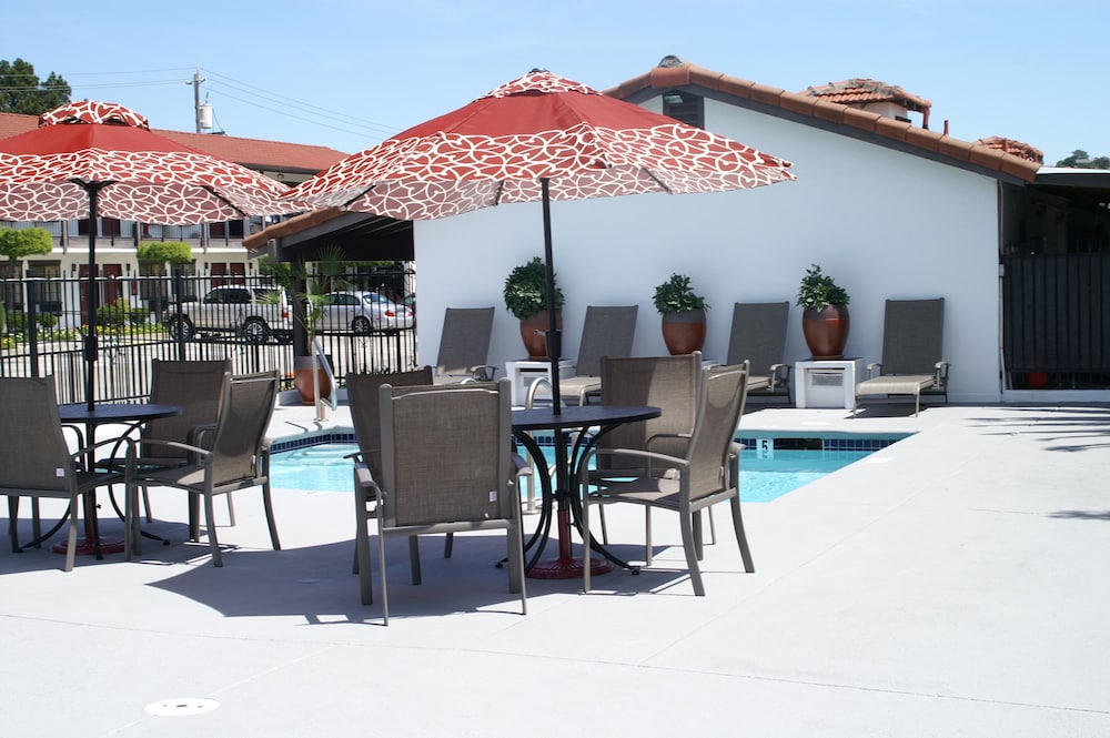 Travelodge by Wyndham Vallejo - photo 25