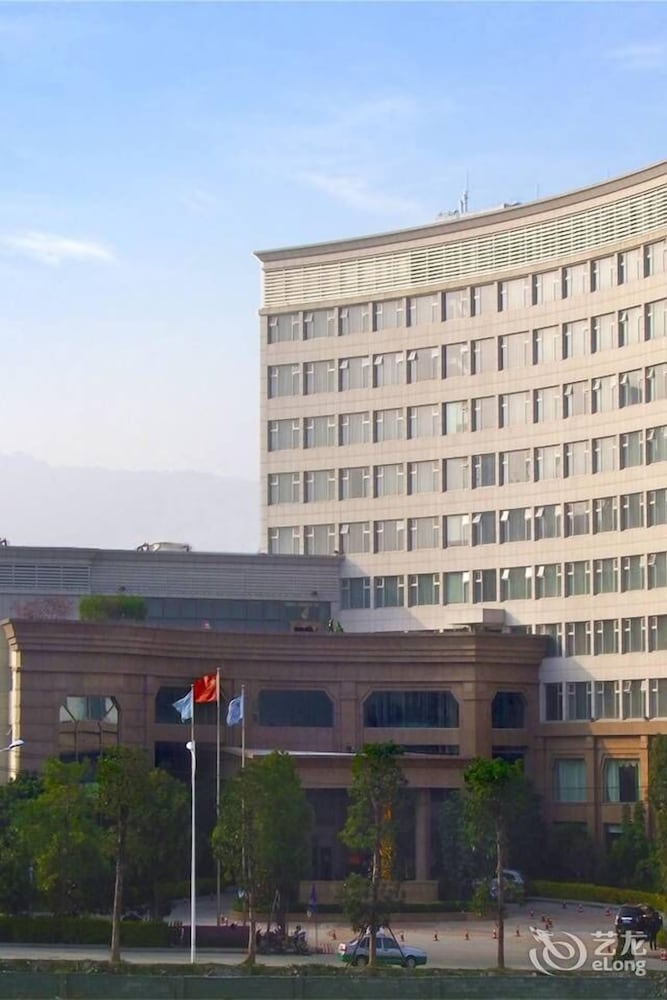 Haiyuan International Hotel — 4-Star Luxury Hotel in Putian, People's Republic of China