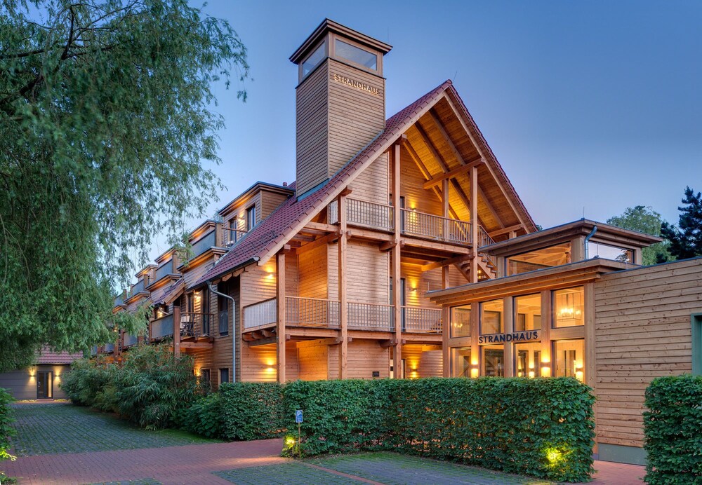 Hotel Strandhaus Boutique Resort & Spa — hotel in Luebben