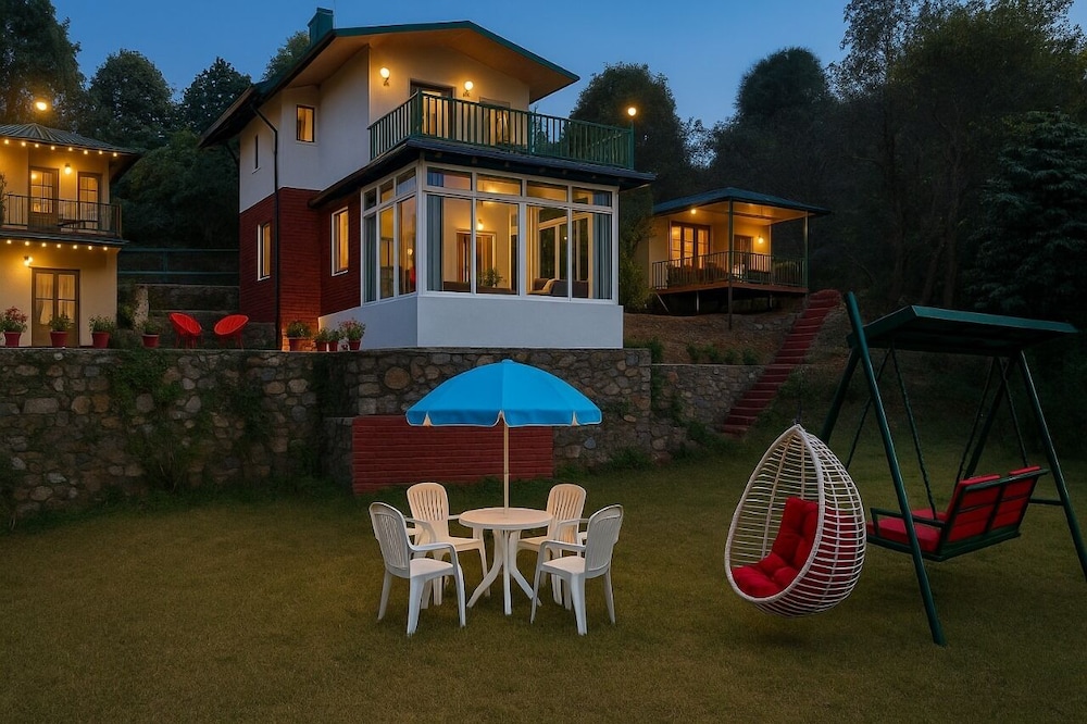 Bougainvilla Mountain Retreat near Bhimtal — 4-Star Luxury Hotel in Bhim Tal, India