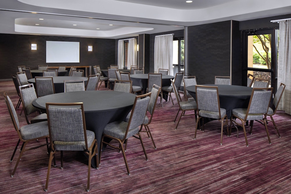 Courtyard by Marriott Anniston Oxford - photo 21